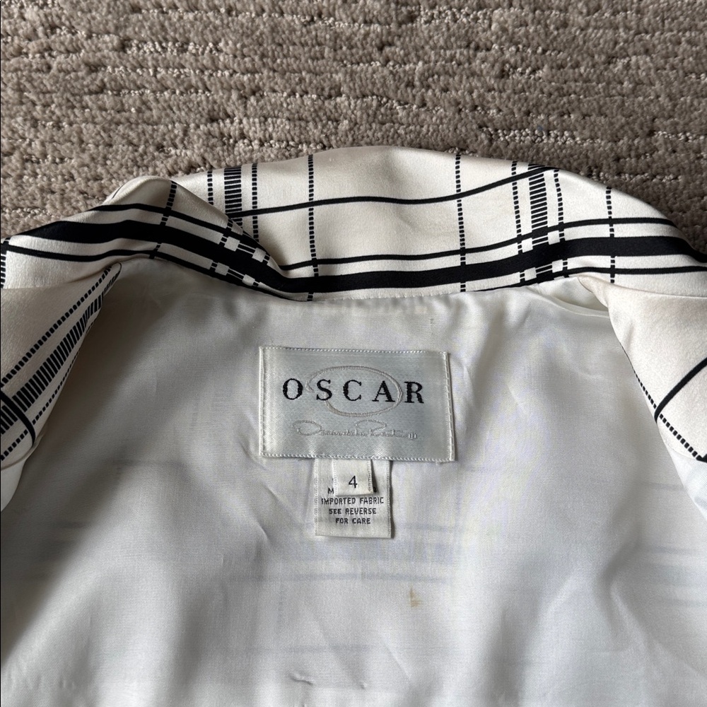 Oscar de La Renta Silk Cropped Jacket - Picture 6 of 10